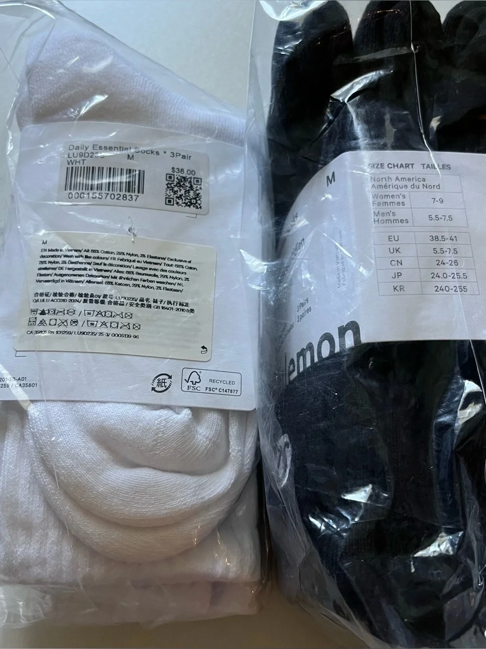 lululemon athletica Crew Socks 2 Packs White & Black 3-Pairs Each Pack Unisex